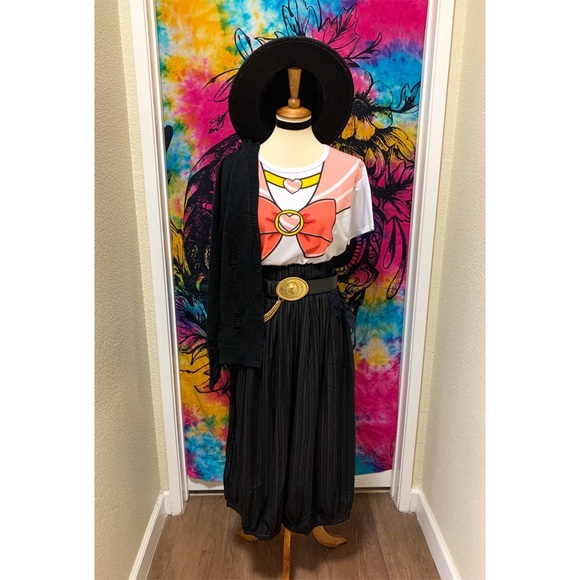 🌈𝕡𝕠𝕡𝕤𝕥𝕨𝕠𝕣𝕝𝕕 Boutique Tops - 🌈 Amazing Sailor moon top